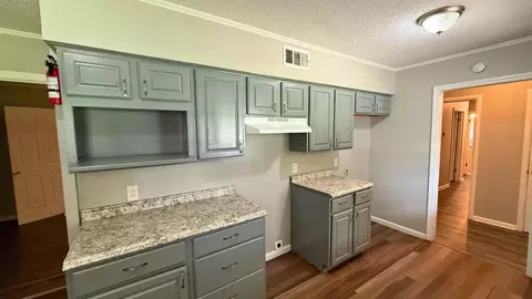 Kitchen - 339 Shofner Ave, Memphis, TN 38109 photo 1 of 1