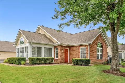 1809 Appling Oaks Cir #90, Cordova, TN 38016