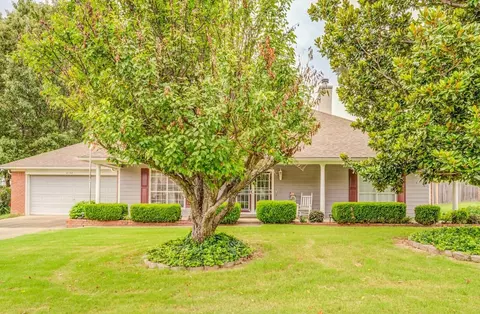 6138 Windy Scape Dr, Bartlett, TN 38135