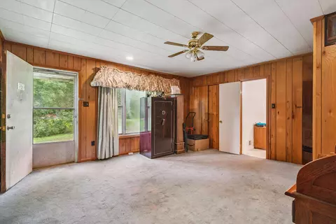 Living - 6240 Ebenezer Loop, Somerville, TN 38068 photo 2 of 3