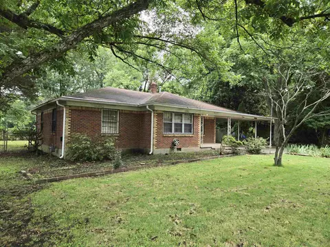 1568 Rolling Hills Dr, Memphis, TN 38127