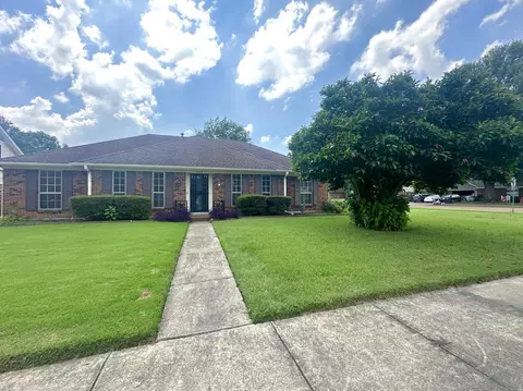 3489 Evening Light Dr, Bartlett, TN 38135