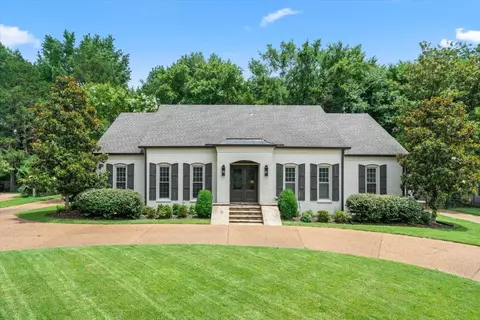 2548 Cedarwood Dr, Germantown, TN 38138