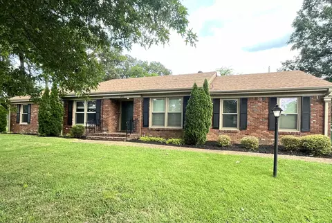 6922 Brookside Cv, Germantown, TN 38138