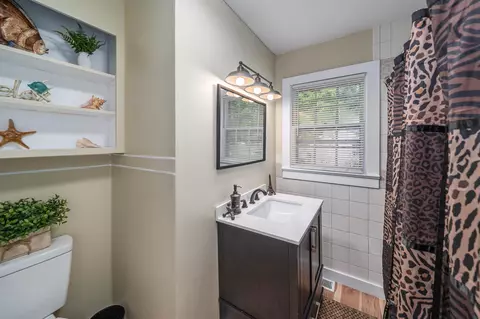 Bath - 870 E Main St, Savannah, TN 38372 photo 1 of 1