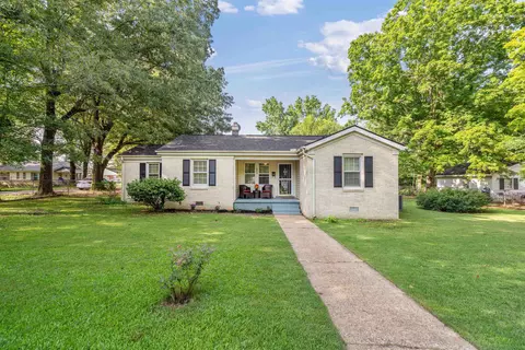 870 E Main St, Savannah, TN 38372