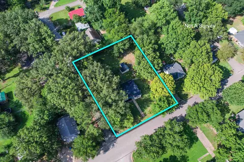 View/Area - 870 E Main St, Savannah, TN 38372 photo 1 of 2