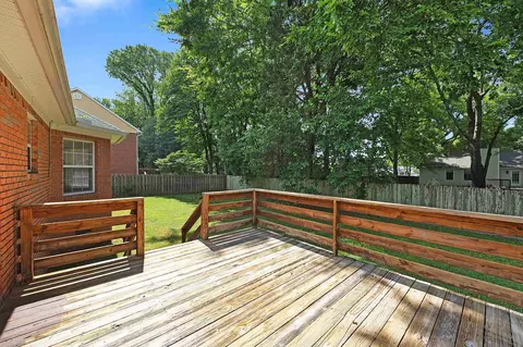 Exterior - 56 Braddock Pl, Jackson, TN 38305 photo 3 of 5