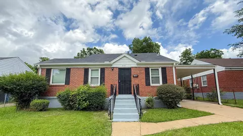 2100 Worthington Cir, Memphis, TN 38114
