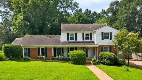 6985 Corsica Dr, Germantown, TN 38138