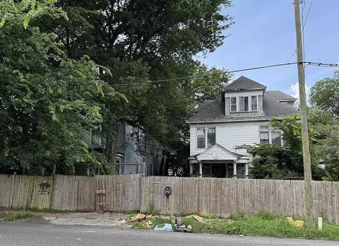 137 N Bellevue Blvd, Memphis, TN 38104