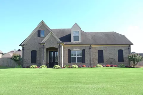 75 Oak Springs Cv, Oakland, TN 38060
