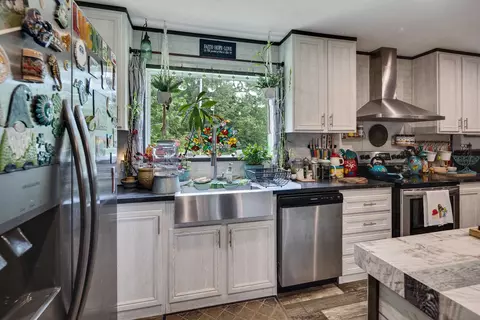 1907 Campbell Rd, Millington, TN 38053