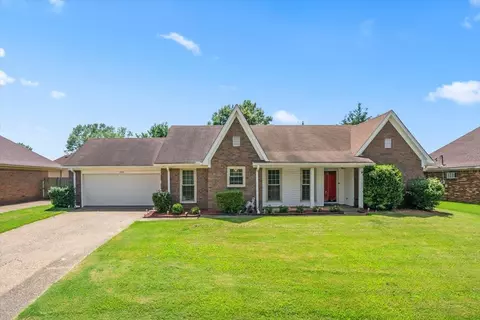 5399 Ross Rd, Memphis, TN 38141