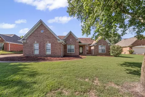 8409 Ridge Fall Cv, Cordova, TN 38018