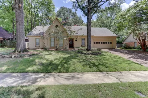 736 Tealwood Ln, Cordova, TN 38018