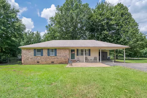 7249 22 Hwy S, Michie, TN 38357
