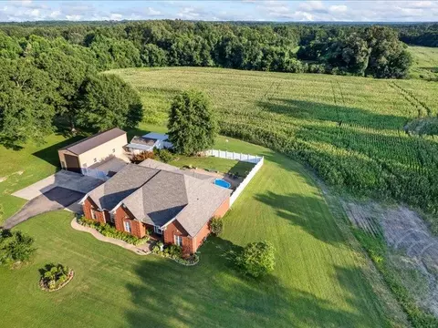 9215 Osborn Rd, Arlington, TN 38002