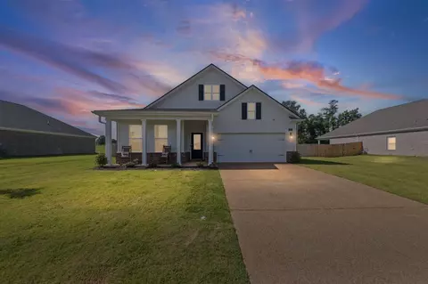 15 Lilac Cv, Somerville, TN 38068