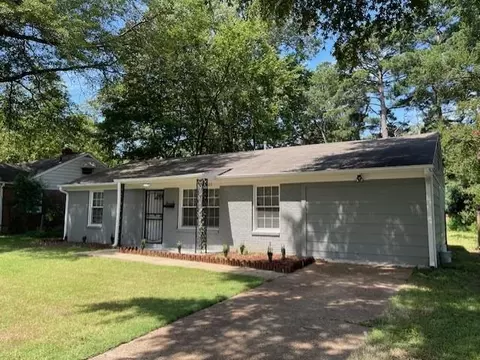 1623 S Dearing Rd, Memphis, TN 38117
