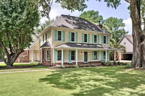 207 E Nolley Dr, Collierville, TN 38017