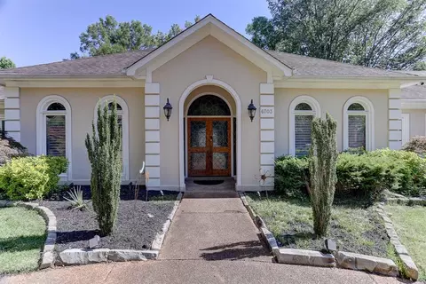 6703 N Kirby Oaks Cv, Memphis, TN 38119