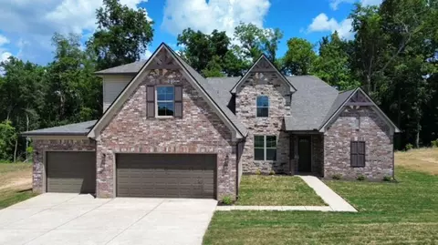 284 Merino Dr, Atoka, TN 38004