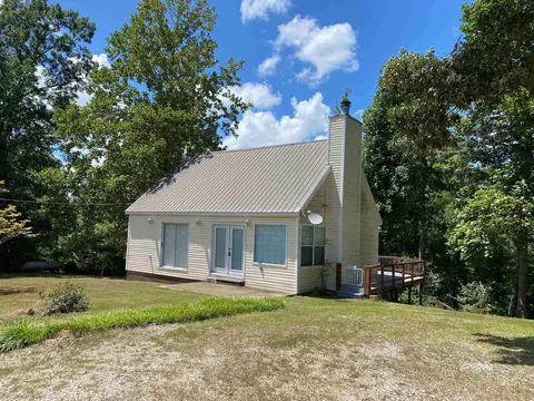 90 Chalk Bluff Ln, Morris Chapel, TN 38361