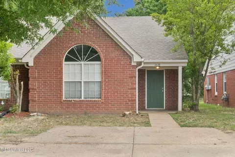 1628 Joy Blvd, Horn Lake, MS 38637