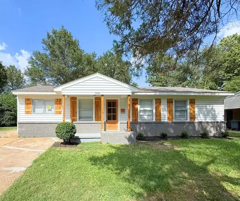 1340 S White Station Rd, Memphis, TN 38117
