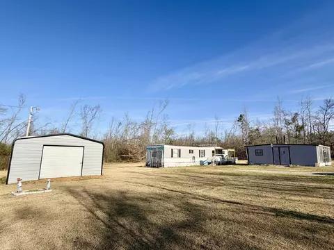 1125 Old Union Rd, Adamsville, TN 38310