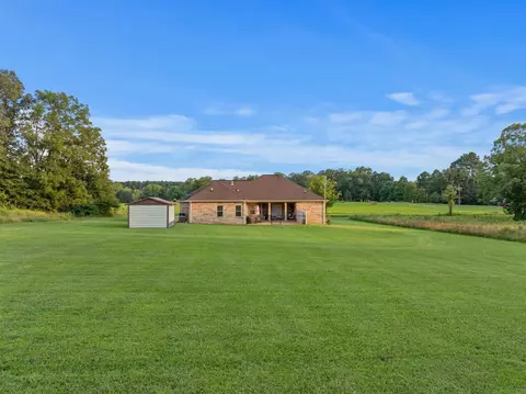 Exterior - 27 Bynum Dr, Corinth, MS 38834 photo 2 of 9
