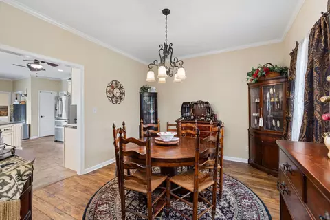 Dining - 27 Bynum Dr, Corinth, MS 38834 photo 2 of 2