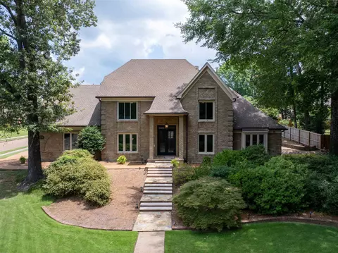 2576 Horsham Dr, Germantown, TN 38139
