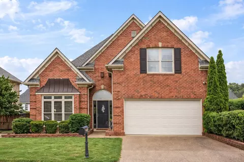 580 Warwick Willow Ln, Collierville, TN 38017