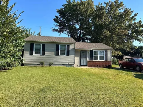 896 Leacrest Ave, Memphis, TN 38109