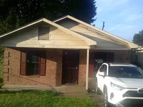 1397 Gill Dr, Memphis, TN 38109