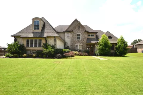 50 Burton Pl, Oakland, TN 38060