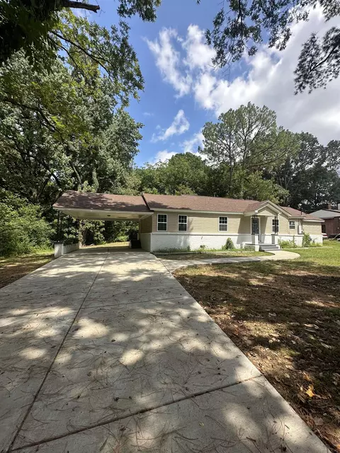 3402 Lakeview Rd, Memphis, TN 38116