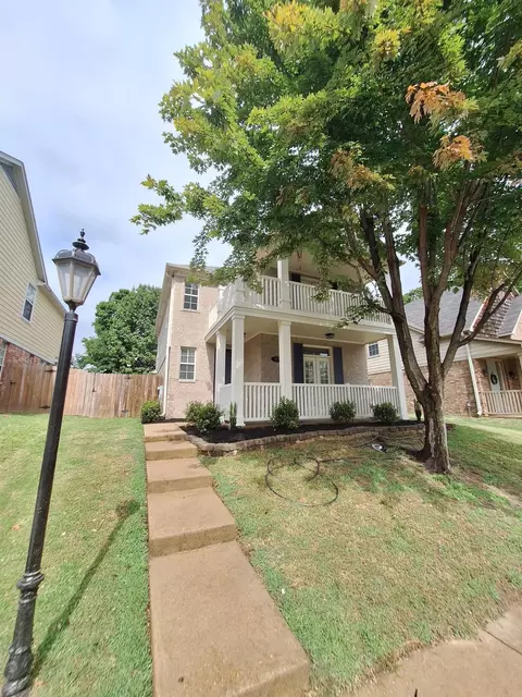 957 Cairn Creek Dr, Cordova, TN 38018