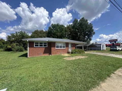 214 N Tn Ave, Parsons, TN 38363