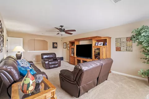 Living - 4588 Craddle Hill Dr, Arlington, TN 38002 photo 2 of 2