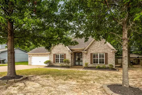 Exterior - 379 Shelton Rd, Collierville, TN 38017 photo 2 of 4