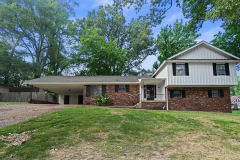 4830 Aspen Ave, Memphis, TN 38128