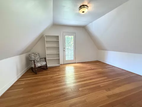 Bedroom - 323 Crescent Ave, Jackson, TN 38301 photo 4 of 4