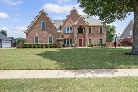 1510 Courtfield Ln, Collierville, TN 38017