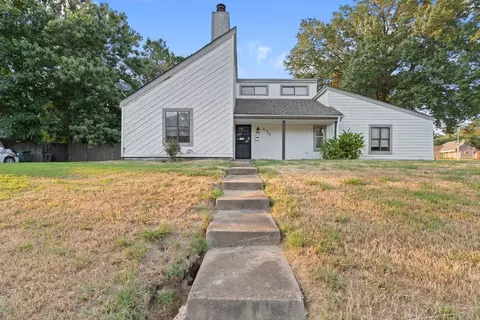 6108 Selkirk Dr, Memphis, TN 38115