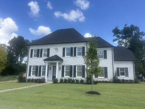 9124 Cheatham Ln N, Germantown, TN 38138