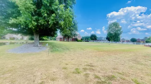 9450 Bolton Estates Rd, Millington, TN 38053