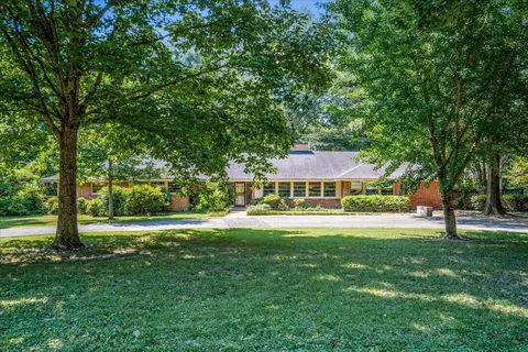 4455 Tall Trees Dr, Memphis, TN 38117